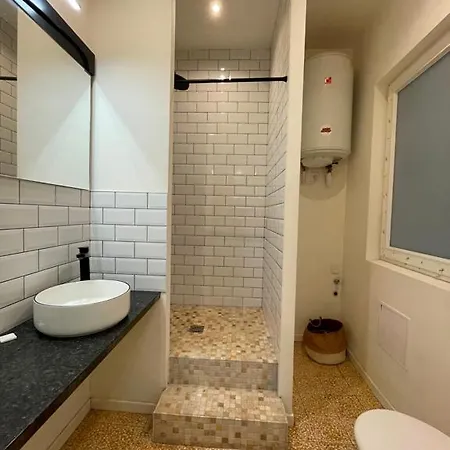 Apartmán Nimes, 6 Rue Nationale *